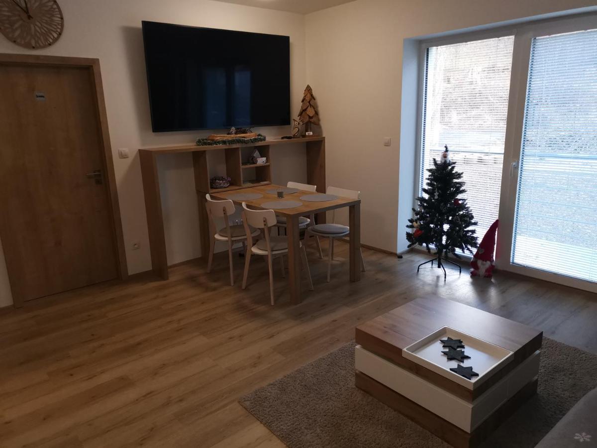 Apartamento Vlčí nora Horní Maršov Exterior foto